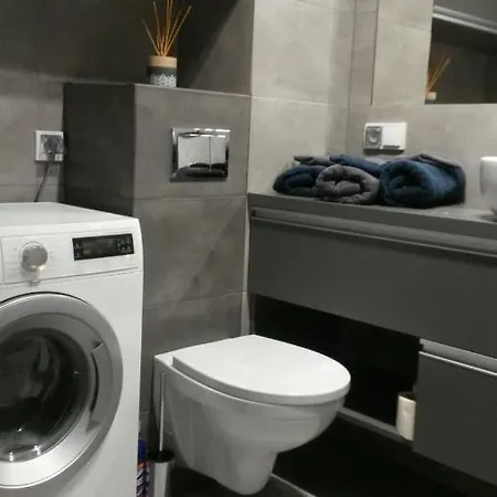 Batorego 7 Z Parkingiem Гдыня