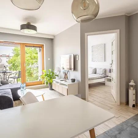 Batorego 7 Z Parkingiem Гдыня